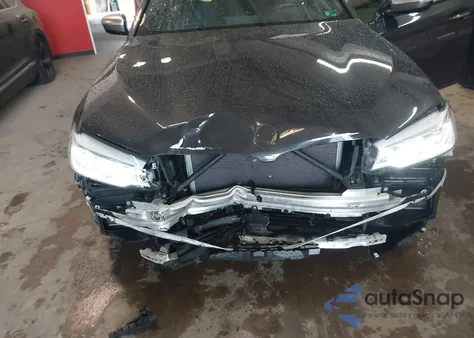 2018 BMW M550I xDrive из США, поврежденный, VIN WBAJB9C53JB049920